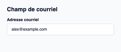 Champ natif présentant un brouillon d’adresse électronique.